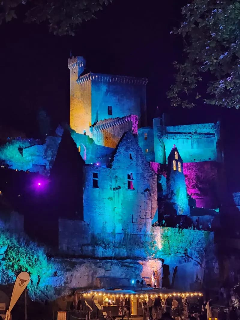 Une journée au château de Commarque