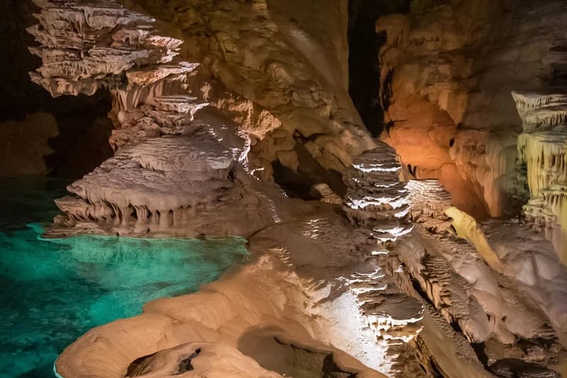 Le gouffre de Padirac, un voyage souterrain