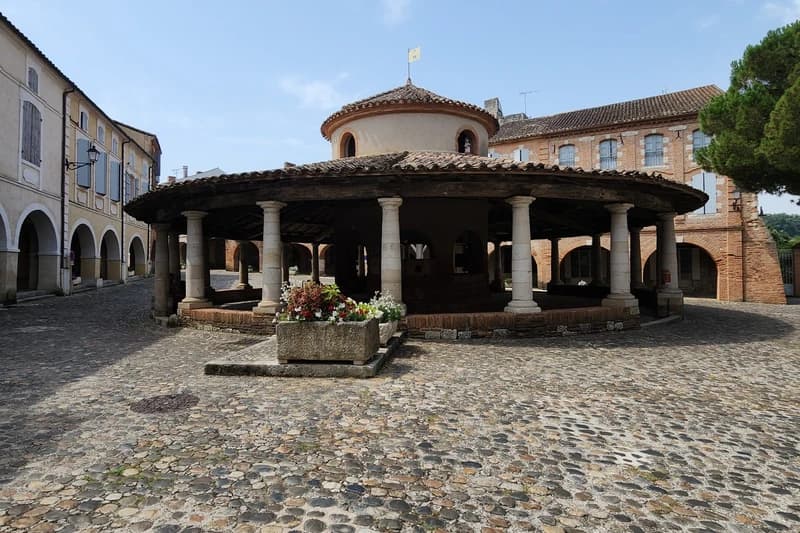 Auvillar, village sur le chemin de Compostelle