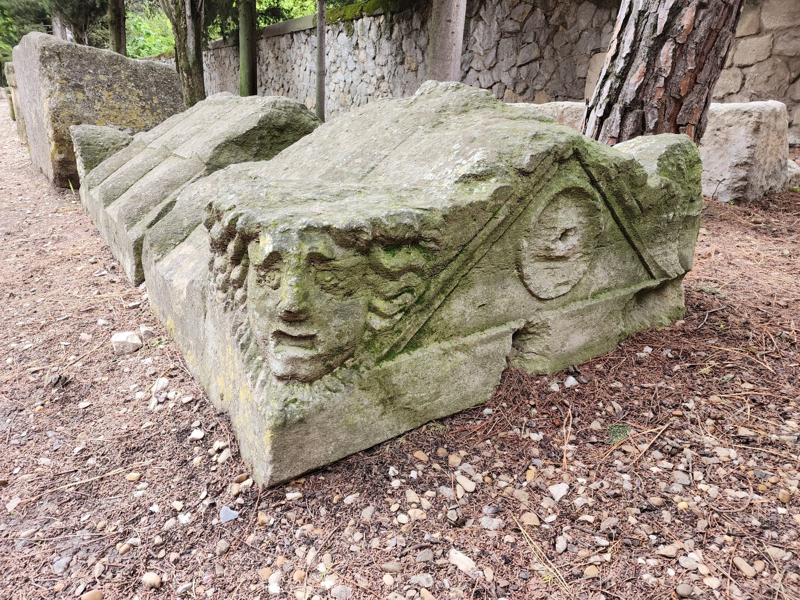 chapeau de sarcophage