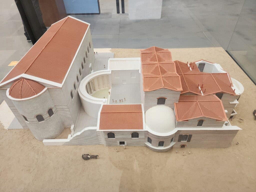 Maquette au musée Arles antique