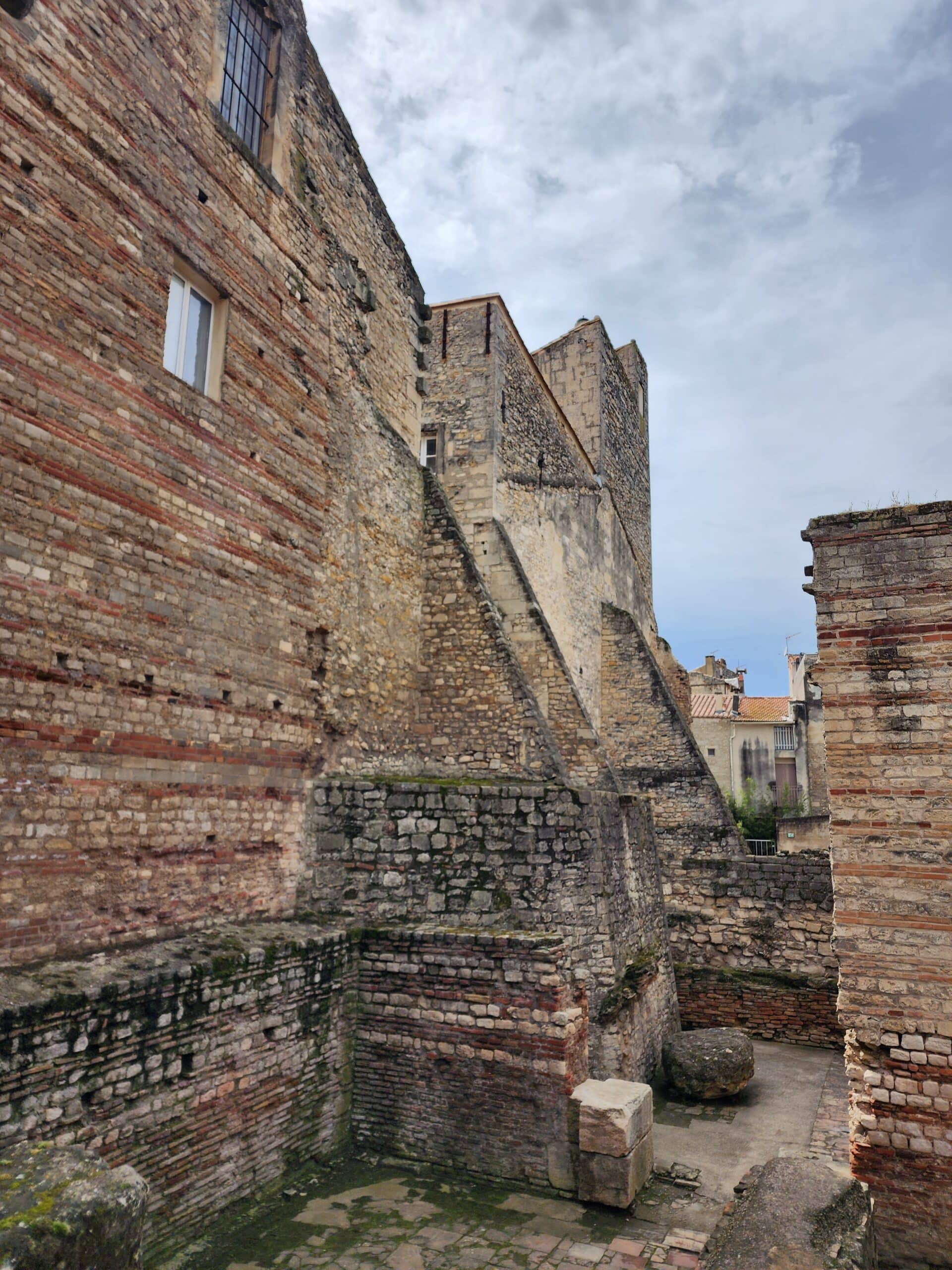 vestiges des thermes de Constantin