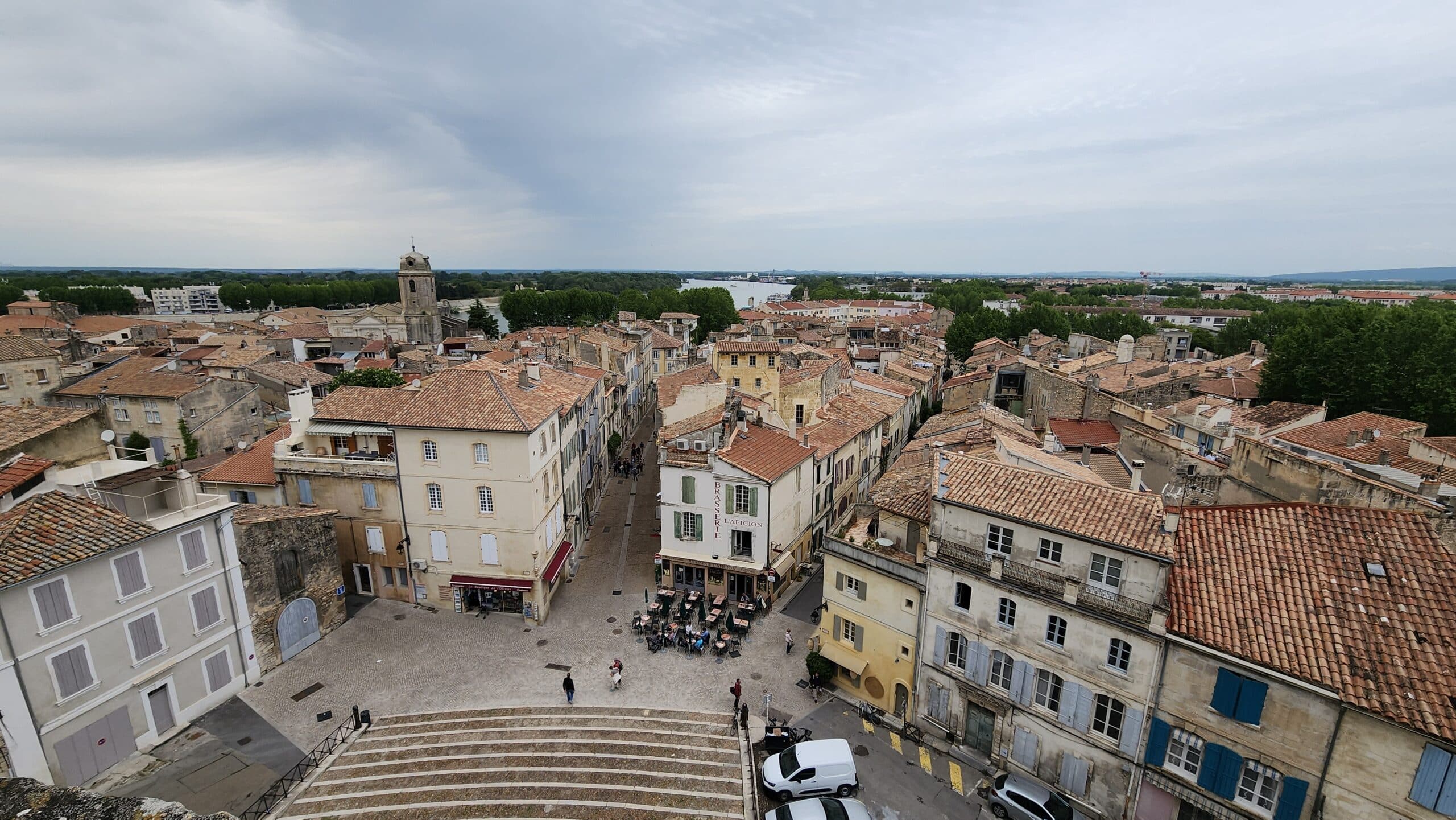 vue sur Arles