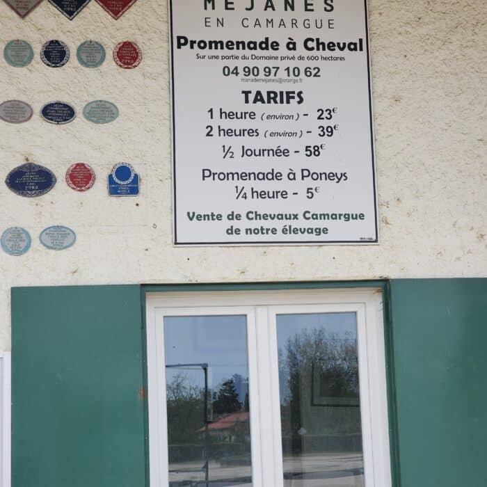 Tarifs sur une pancarte