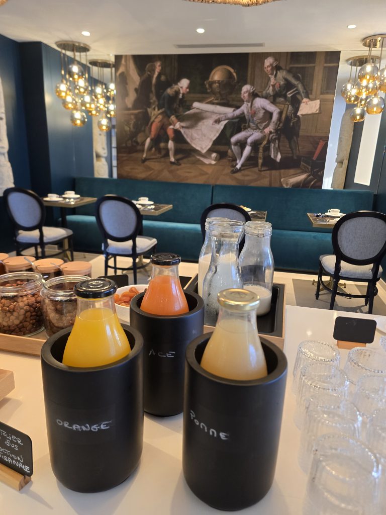 salle de petit-déjeuner