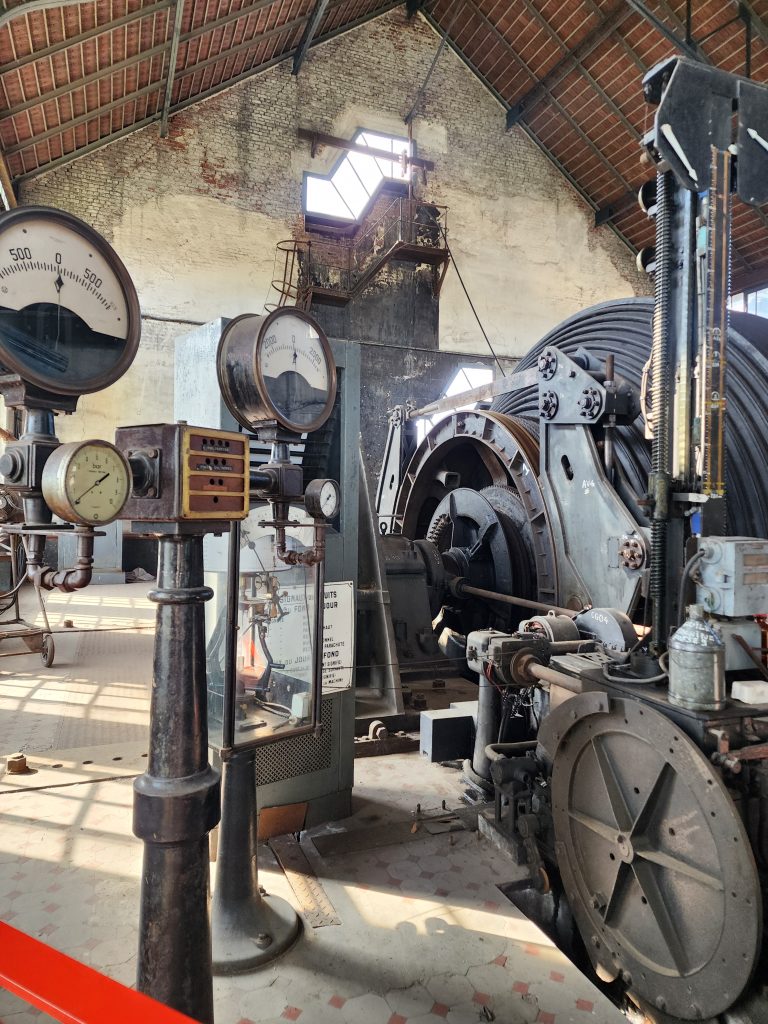 machine avec des cadrans