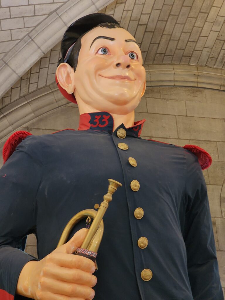 géant militaire