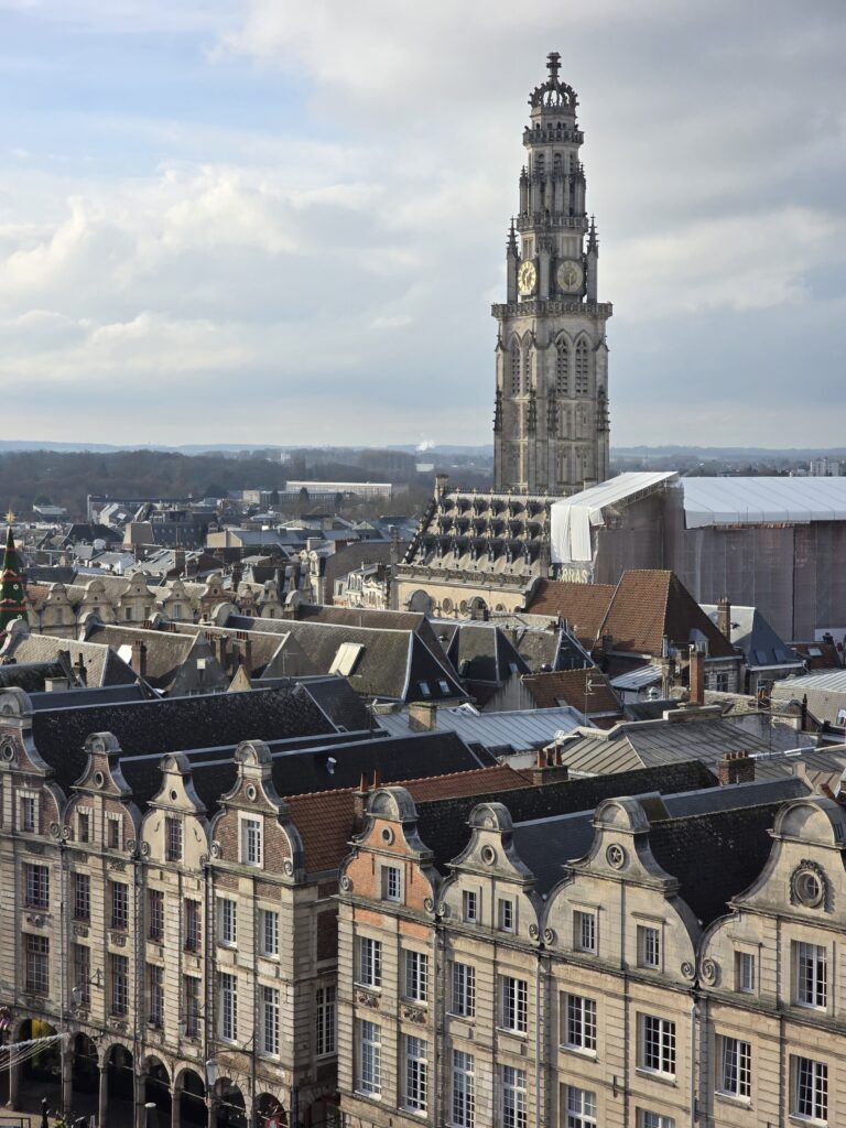 marche-noel-arras-journee-beffroi-facades