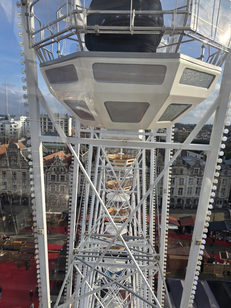 marche-noel-arras-journee-nacelle